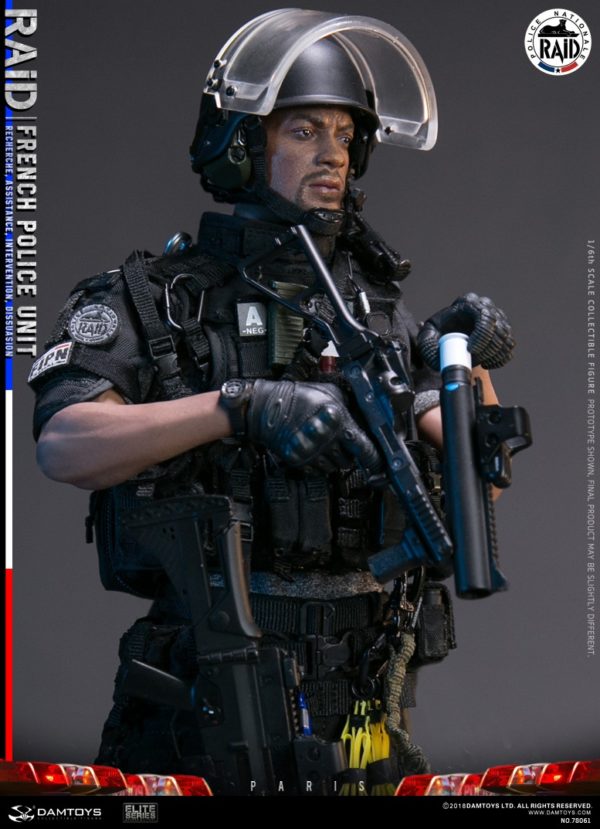 Load image into Gallery viewer, Dam Toys - Elite Series - French Police Unit Raid In Paris
