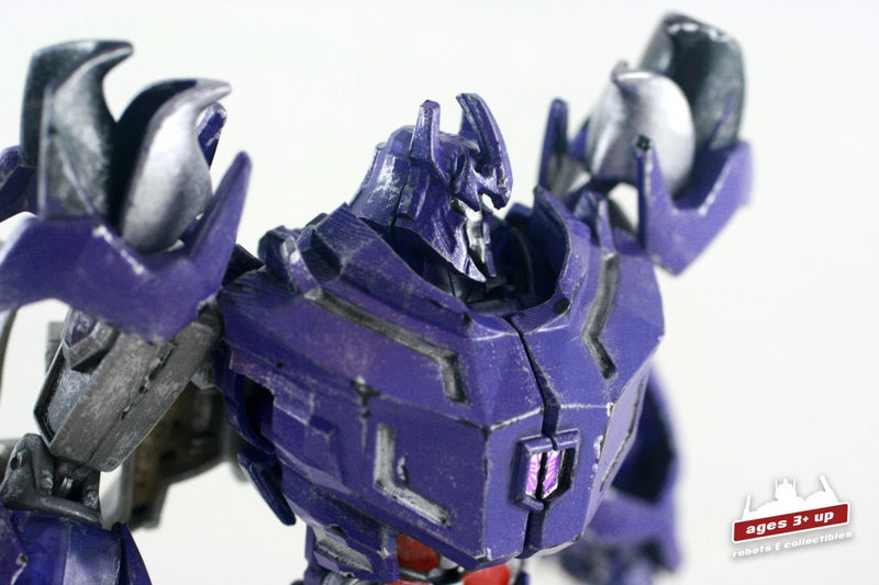 Load image into Gallery viewer, RFX-002A Renderform Dark Emperor Garage Kit With Megatron Figure
