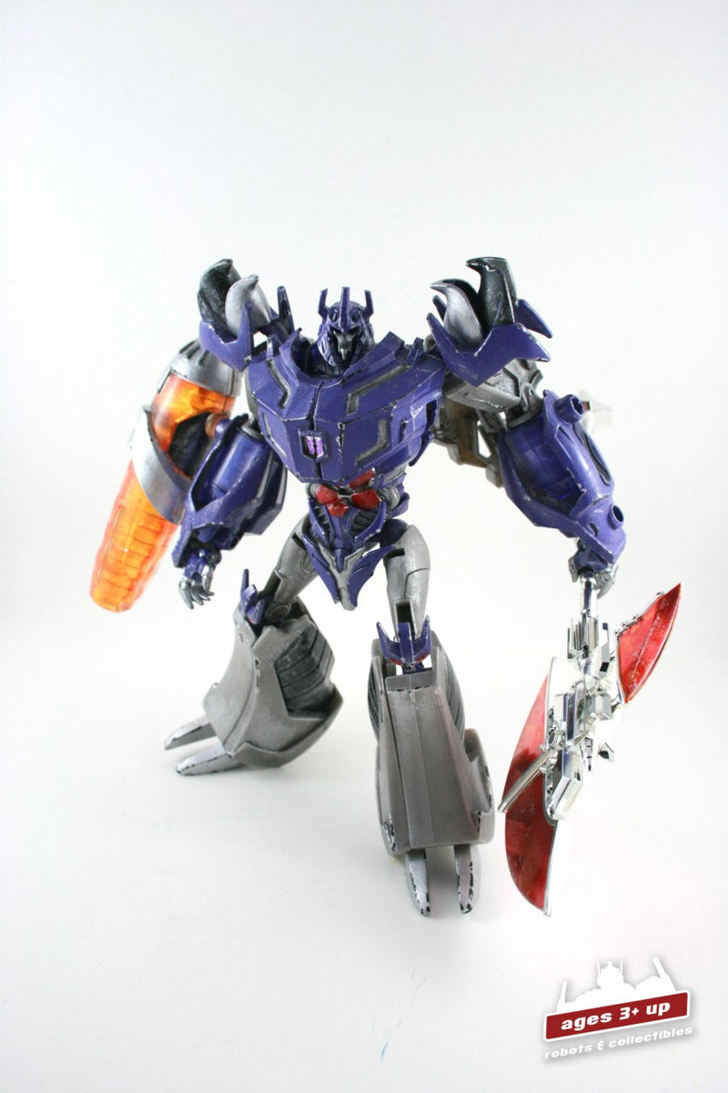 Load image into Gallery viewer, RFX-002A Renderform Dark Emperor Garage Kit With Megatron Figure
