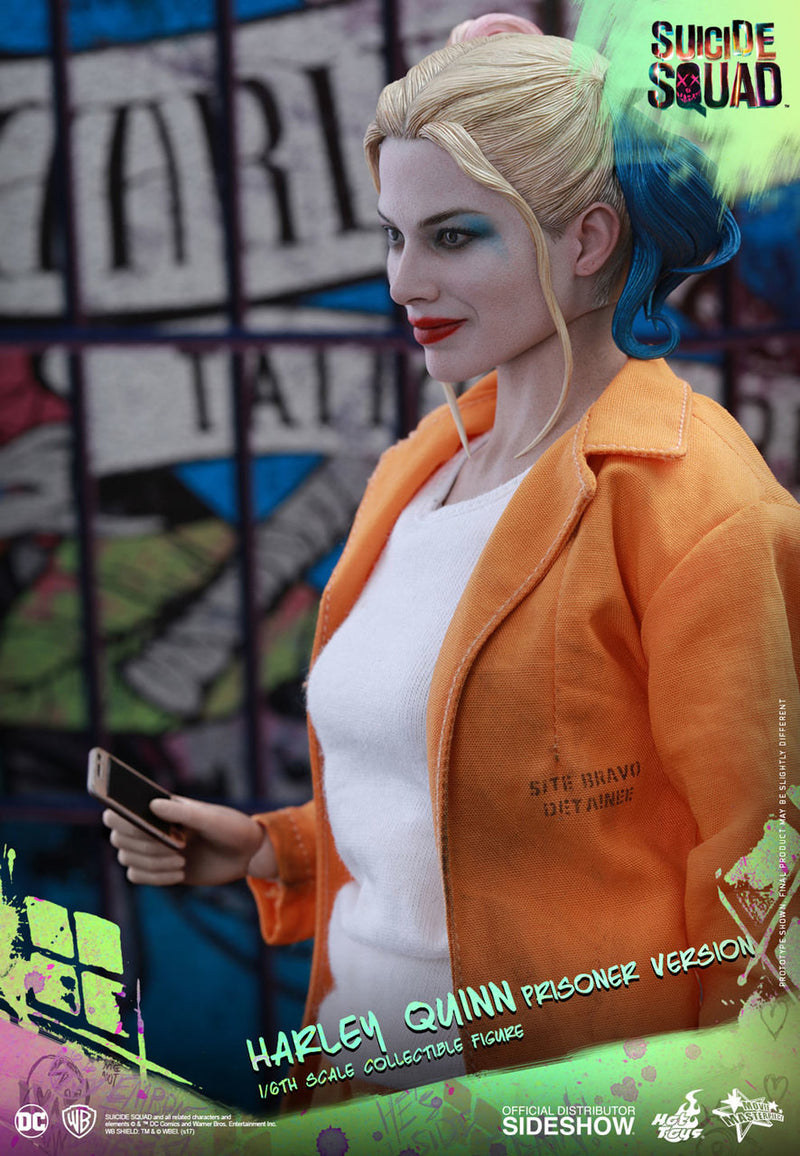 Load image into Gallery viewer, Hot Toys - Suicide Squad - Harley Quinn (Prisoner Version)
