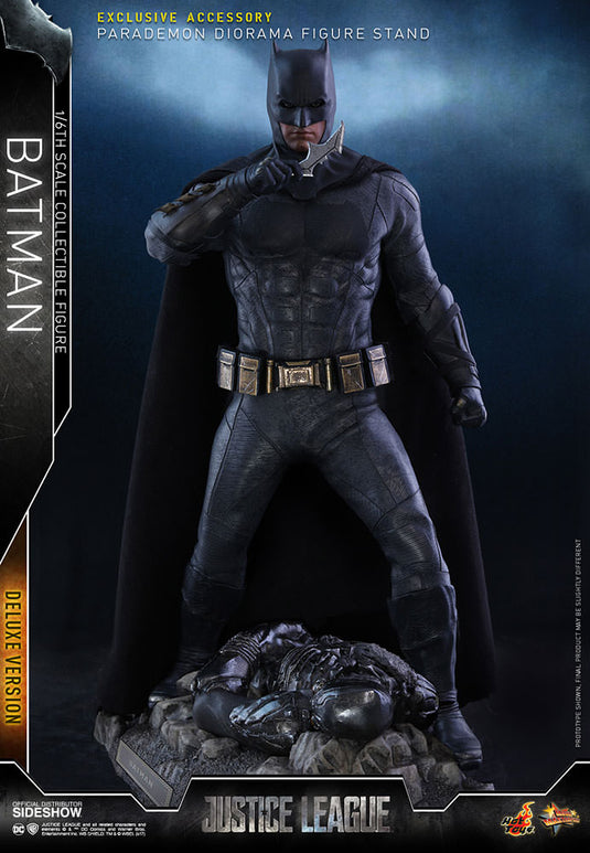 Hot Toys - Justice League - Batman Deluxe