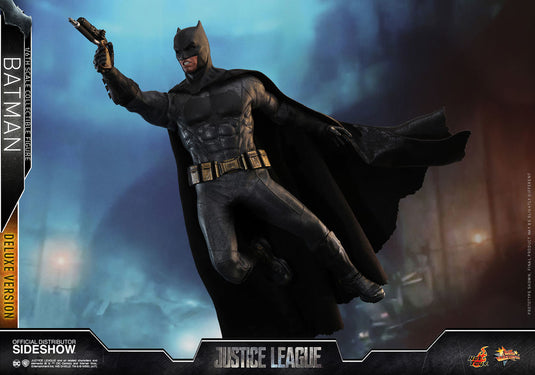 Hot Toys - Justice League - Batman Deluxe