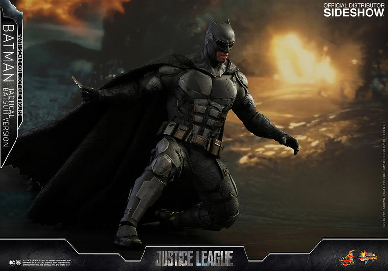 Load image into Gallery viewer, Hot Toys - Justice League: Batman Tactical Batsuit Version
