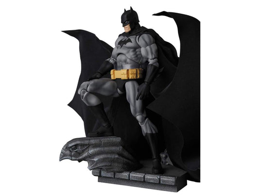 MAFEX Batman: Hush Black Version No.126 (Reissue)