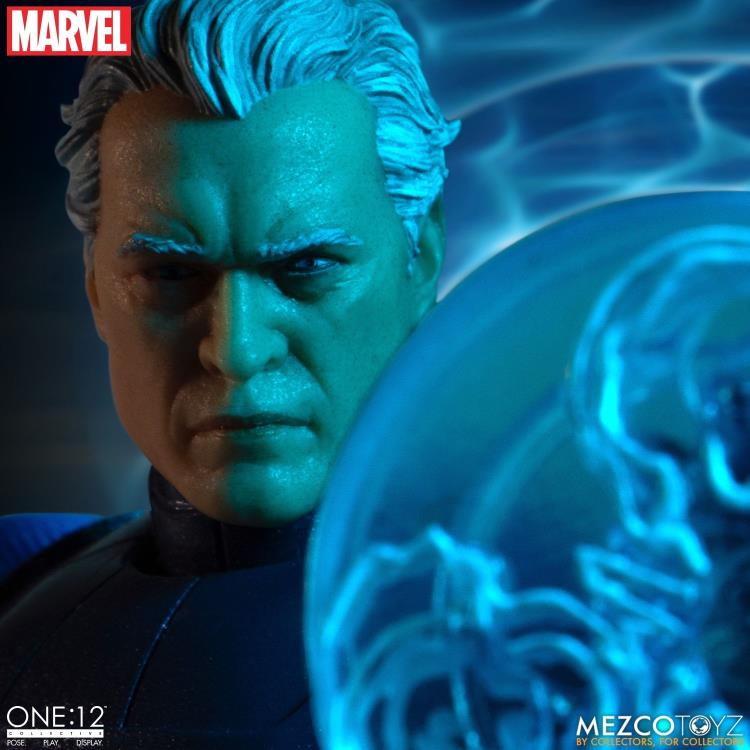 Load image into Gallery viewer, Mezco Toyz - One:12 X-Men Magneto
