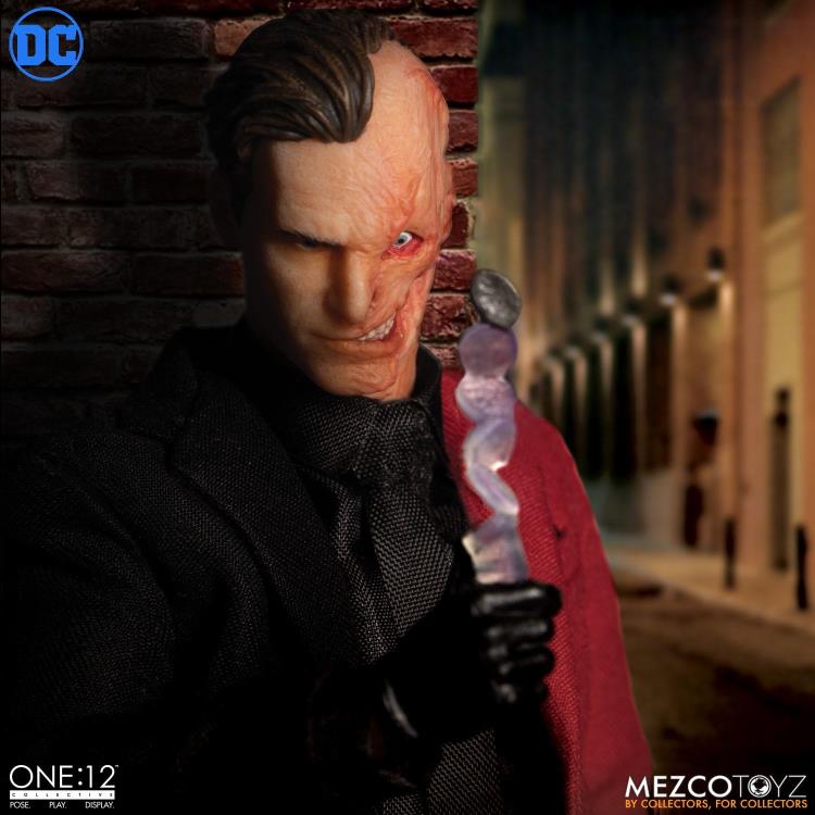 Load image into Gallery viewer, Mezco Toyz - One:12 DC Two-Face
