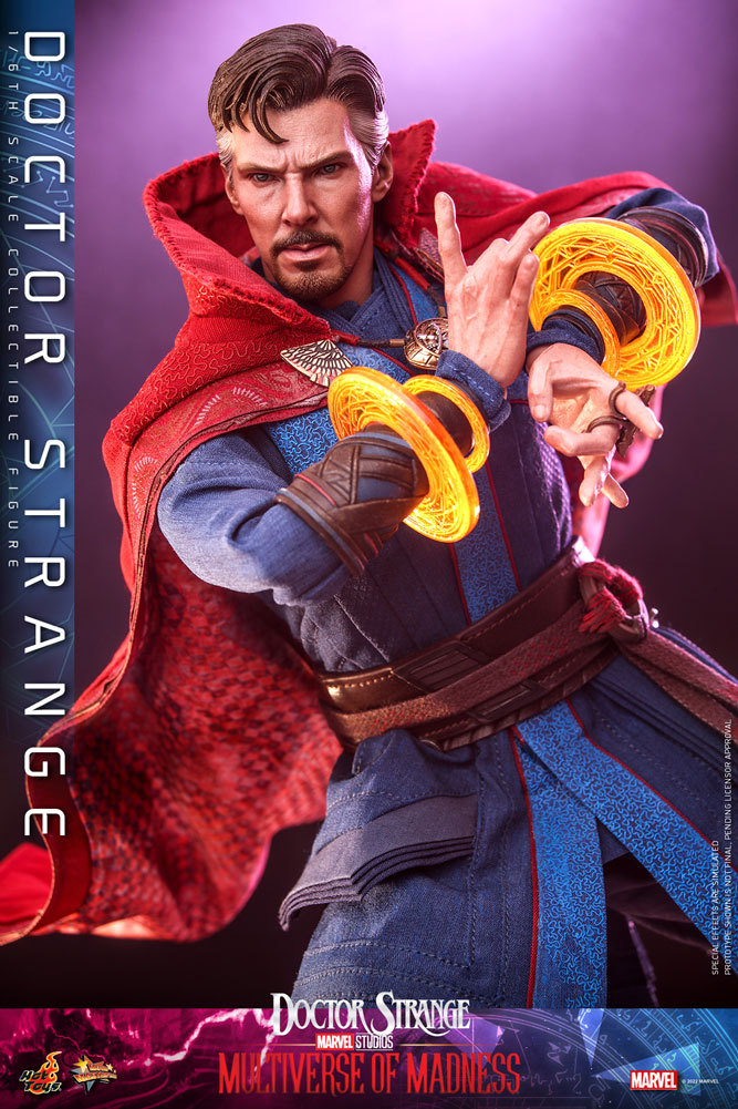 Load image into Gallery viewer, Hot Toys - Doctor Strange in the Multiverse of Madness - Doctor Strange
