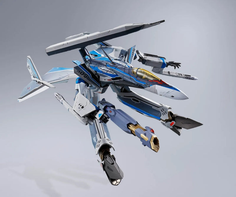 Load image into Gallery viewer, Bandai - Macross Delta The Movie: Absolute Live!!!!!! DX Chogokin: VF-31AX Kairos-Plus (Hayate Immelmann Use)
