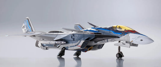 Bandai - Macross Delta The Movie: Absolute Live!!!!!! DX Chogokin: VF-31AX Kairos-Plus (Hayate Immelmann Use)