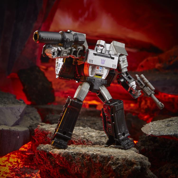 Load image into Gallery viewer, Transformers War for Cybertron: Kingdom - Core Class Megatron
