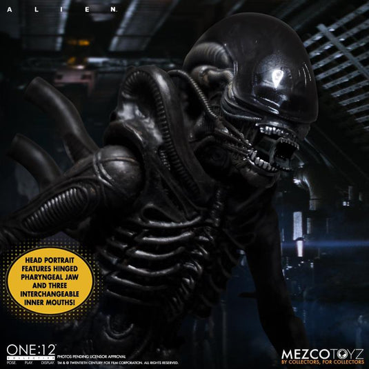 Mezco Toyz - One:12 Alien