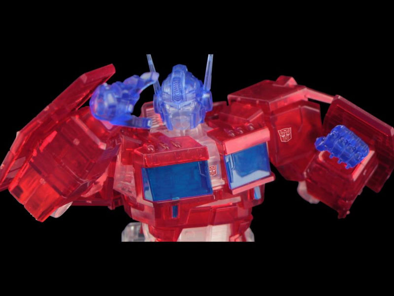 Load image into Gallery viewer, Flame Toys - Furai Model 03C: Optimus Prime IDW Version (Clear) SDCC 2020 Exclusive
