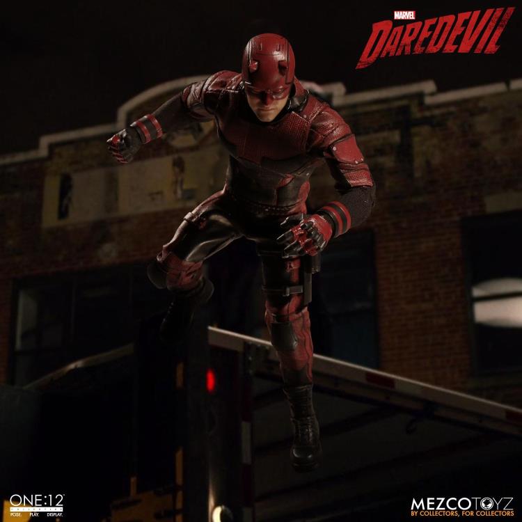 Load image into Gallery viewer, Mezco Toyz - One:12 Netflix Daredevil
