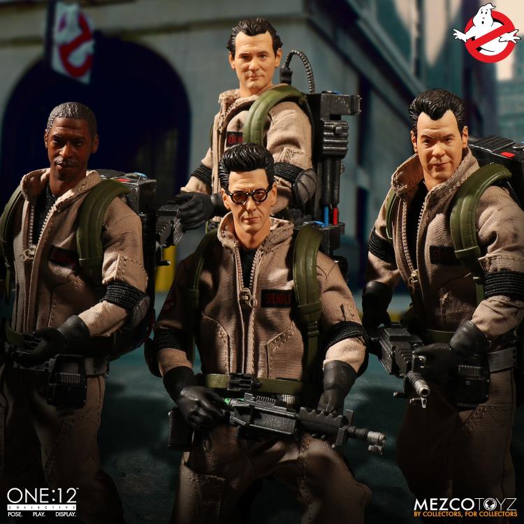 Load image into Gallery viewer, Mezco Toyz - One:12 Ghostbusters Deluxe Box Set of 4
