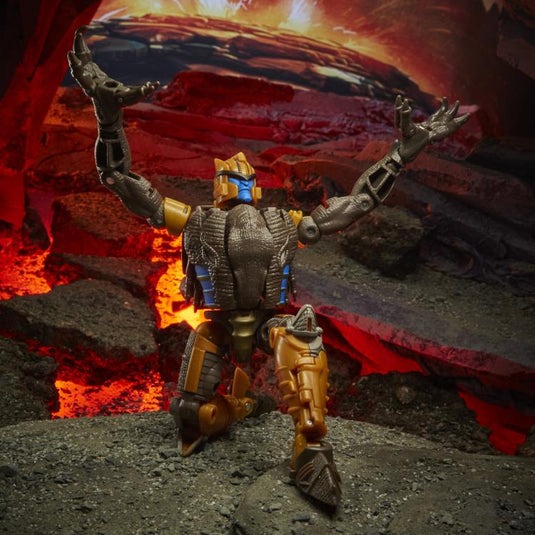Transformers War for Cybertron: Kingdom - Voyager Class Dinobot