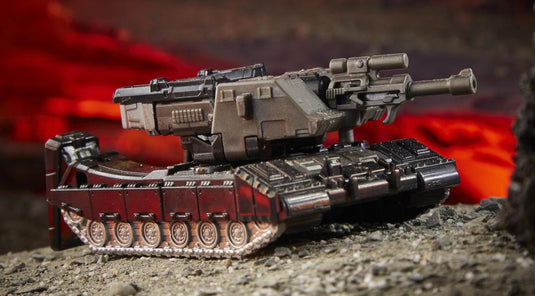Transformers War for Cybertron: Kingdom - Core Class Megatron