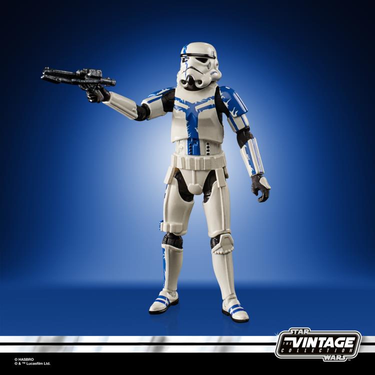 Load image into Gallery viewer, Hasbro - Star Wars: The Vintage Collection: Stormtrooper Commander (The Force Unleashed) 3 3/4-Inch Action Figure
