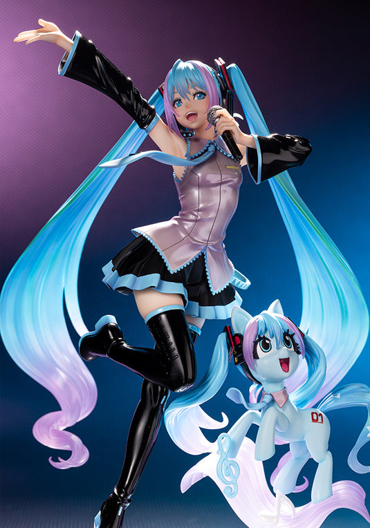 Kotobukiya - Vocaloid Bishoujo Statue: Hatsune Miku (Feat. My Little Pony)