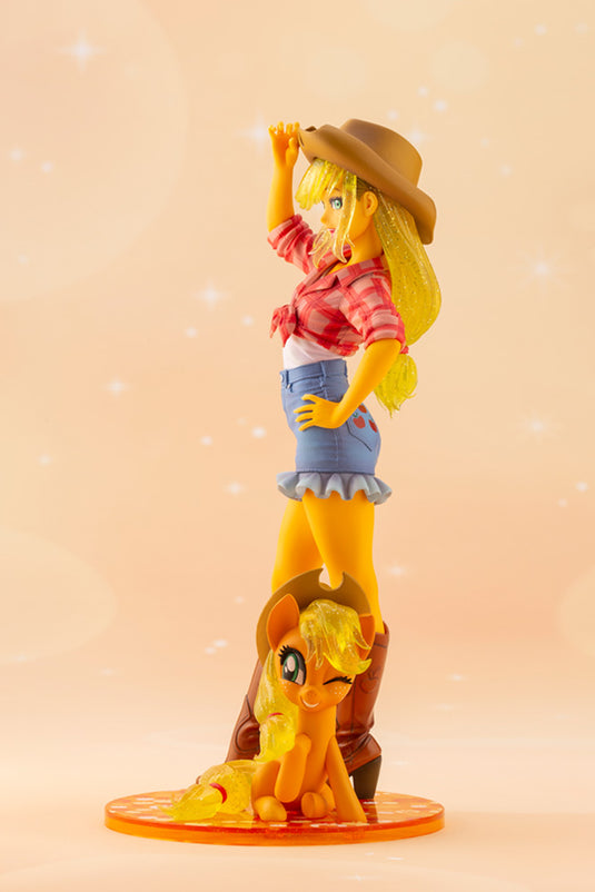 Kotobukiya - My Little Pony Bishoujo Statue: Applejack [Limited Edition]
