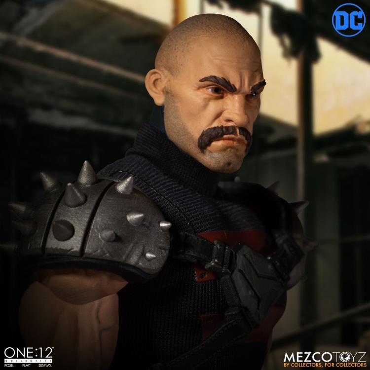 Load image into Gallery viewer, Mezco Toyz - One:12 DC Comics KGBeast
