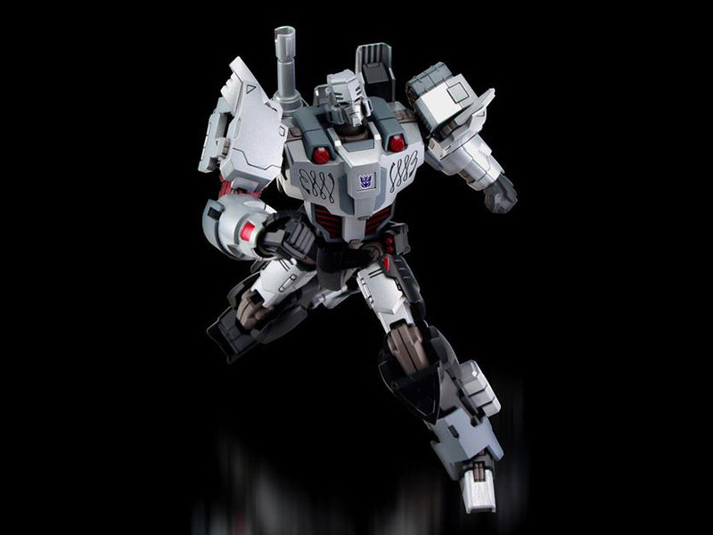 Load image into Gallery viewer, Flame Toys - Furai Model 14: Megatron IDW Decepticon Version Model Kit
