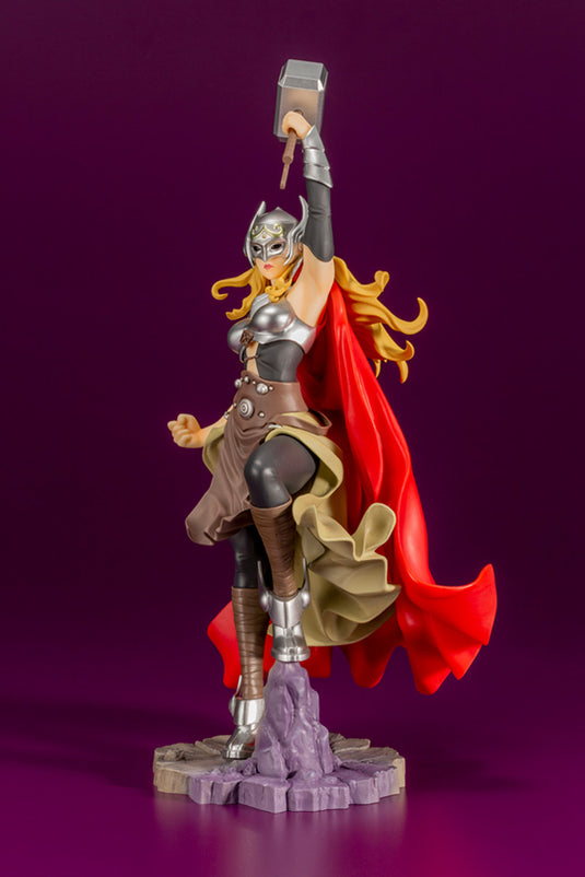 Kotobukiya - Marvel Bishoujo Statue: Thor (Jane Foster)