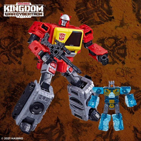 Transformers War for Cybertron: Kingdom - Voyager Class Blaster