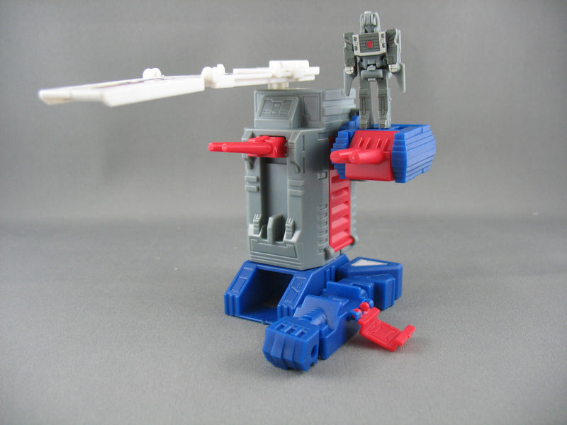 Load image into Gallery viewer, Kabaya Transformers DX Fortress Maximus Series - Set of 3
