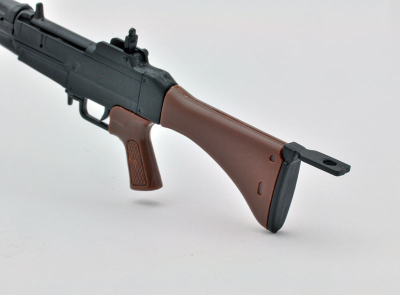 Load image into Gallery viewer, Little Armory LA014 64 Mini Rifle - 1/12 Scale Plastic Model Kit
