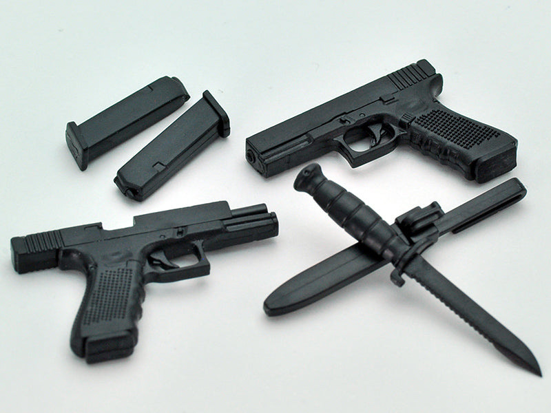 Load image into Gallery viewer, Little Armory LA028 Glock 17.18C Type - 1/12 Scale Plastic Model Kit
