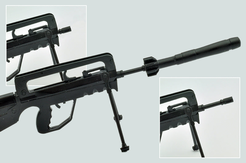 Load image into Gallery viewer, Little Armory LA038 FA-MAS G2 - 1/12 Scale Plastic Model Kit
