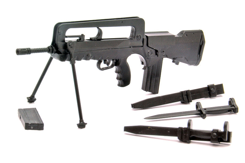 Load image into Gallery viewer, Little Armory LA057 FA-MAS F1 - 1/12 Scale Plastic Model Kit
