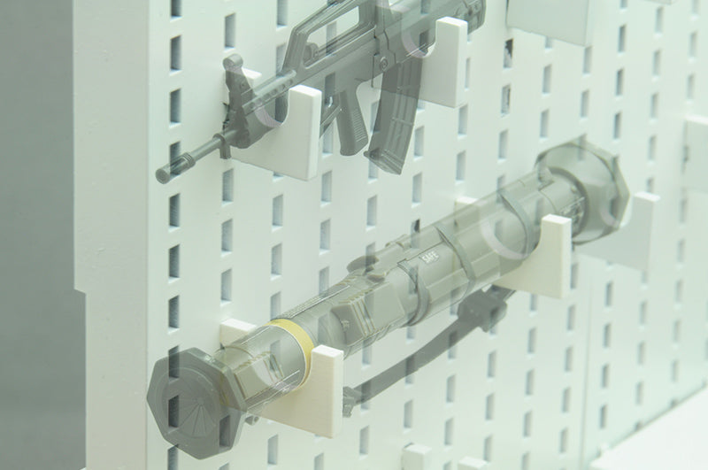 Load image into Gallery viewer, Little Armory LD027 Weapons Room A - 1/12 Scale Plastic Model Kit
