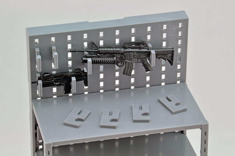 Load image into Gallery viewer, Little Armory LD018 Gun Rack D - 1/12 Scale Plastic Model Kit
