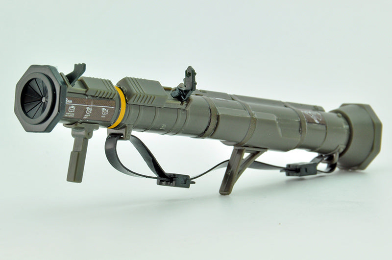 Load image into Gallery viewer, Little Armory LA048 AT4 2.0 - 1/12 Scale Plastic Model Kit
