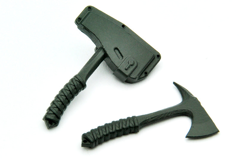 Load image into Gallery viewer, Little Armory LD024 Breaching Tool A - 1/12 Scale Plastic Model Kit
