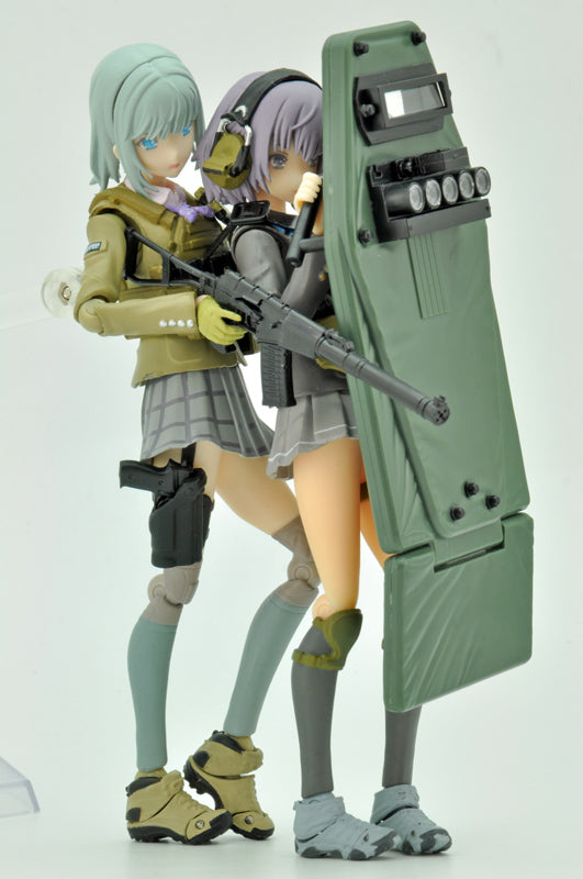 Load image into Gallery viewer, Little Armory LD017 Heavy Shield - 1/12 Scale Plastic Model Kit
