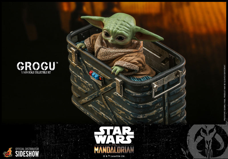 Load image into Gallery viewer, Hot Toys - Star Wars The Mandalorian - Grogu Set
