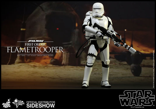 Hot Toys - Star Wars: The Force Awakens - First Order Flametrooper