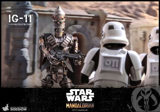 Hot Toys - Star Wars The Mandalorian - IG-11