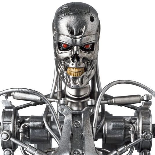 MAFEX Terminator 2: Judgement Day - Endoskeleton