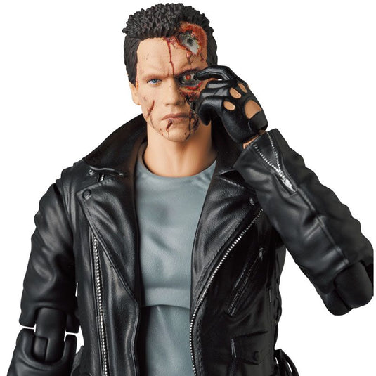 MAFEX - The Terminator: No. 176 T-800