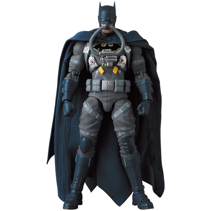 Load image into Gallery viewer, MAFEX - Batman Hush: No. 166 Batman (Stealth Jumper)
