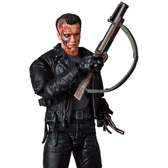 MAFEX Terminator 2: Judgement Day - T-800 (Battle Damaged Version) No. 191