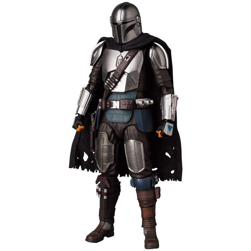 Load image into Gallery viewer, MAFEX Star Wars: The Mandalorian - The Mandalorian (Version 2.0) No. 200
