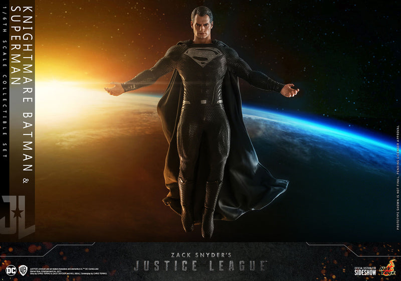 Load image into Gallery viewer, Hot Toys - Justice League - Knightmare Batman and Superman Set
