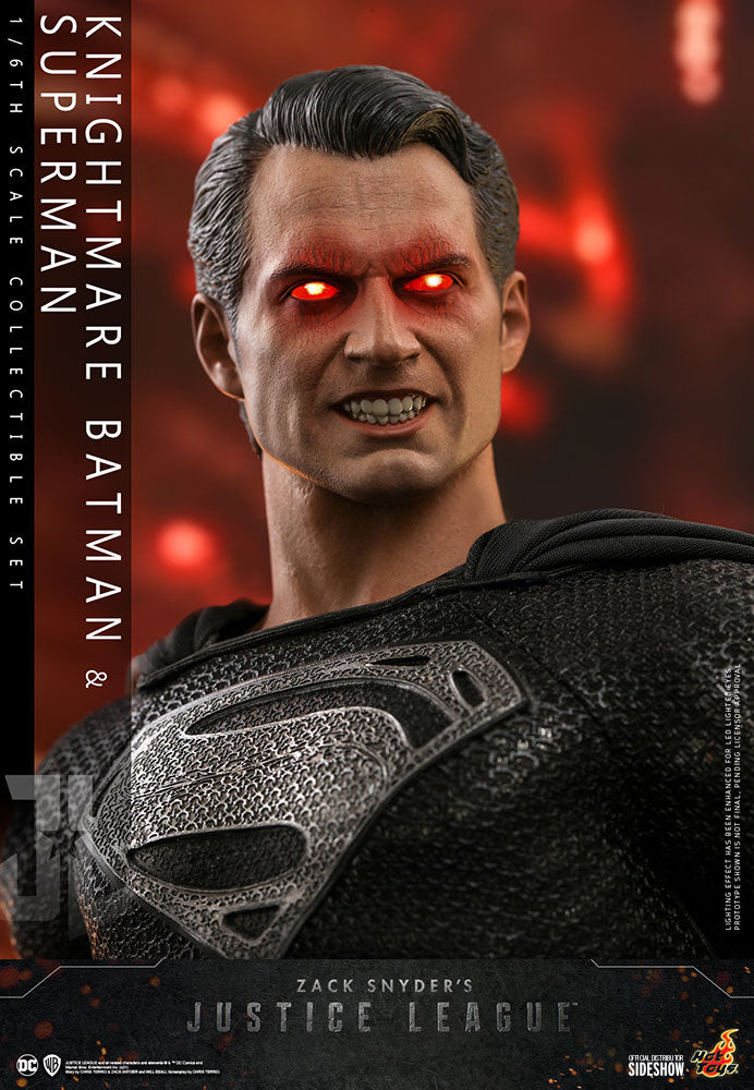 Load image into Gallery viewer, Hot Toys - Justice League - Knightmare Batman and Superman Set
