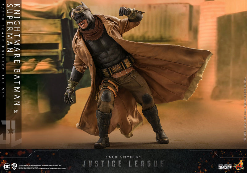 Load image into Gallery viewer, Hot Toys - Justice League - Knightmare Batman and Superman Set
