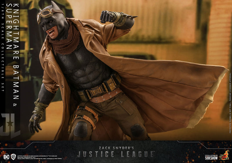 Load image into Gallery viewer, Hot Toys - Justice League - Knightmare Batman and Superman Set
