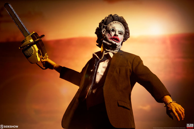 Load image into Gallery viewer, Sideshow - The Texas Chainsaw Massacre - Leatherface Deluxe
